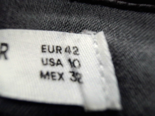 Jeans Pull & Bear de la taille 42, de couleur gris de denim