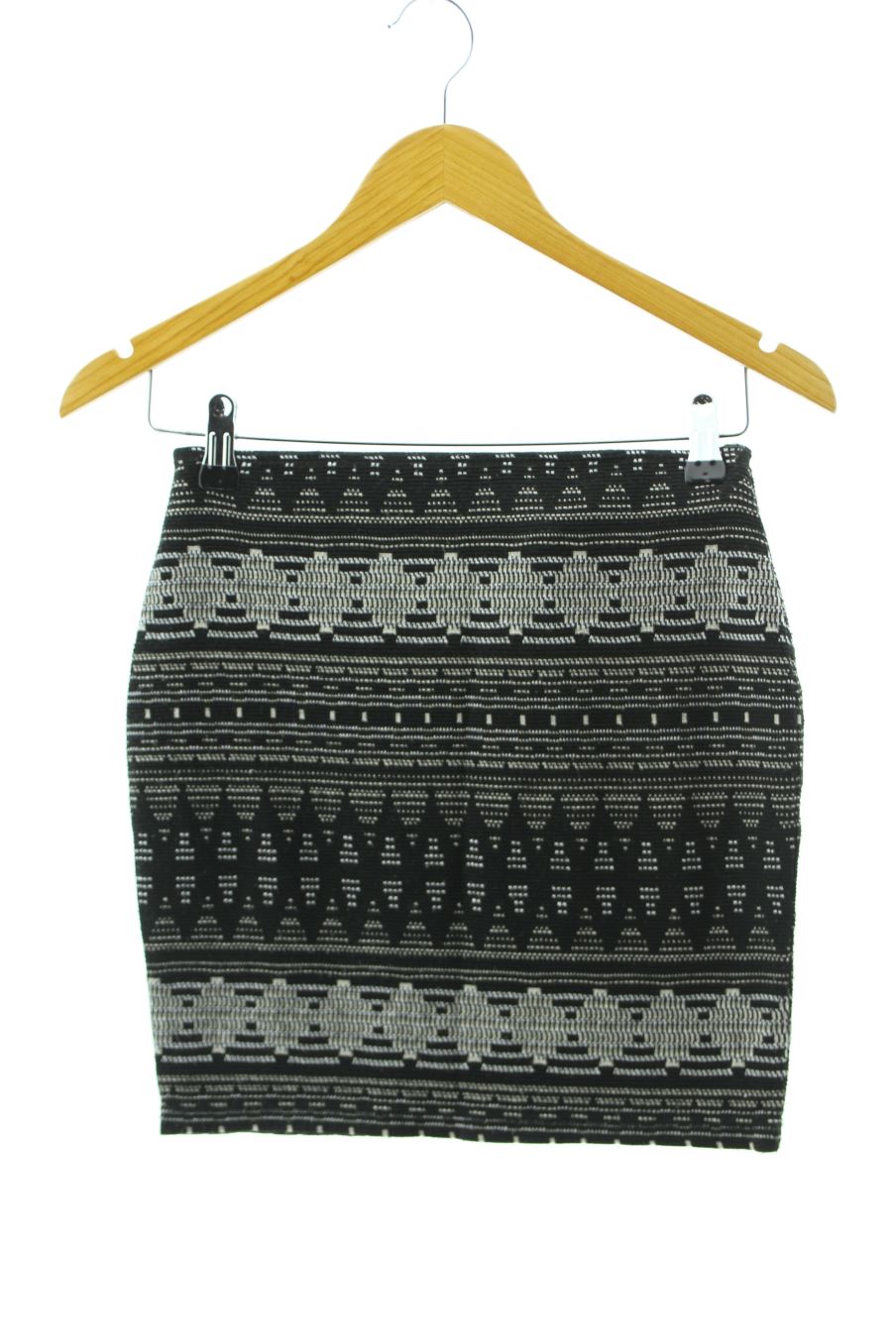 Jupe Camaieu de la taille 34, de couleur noir