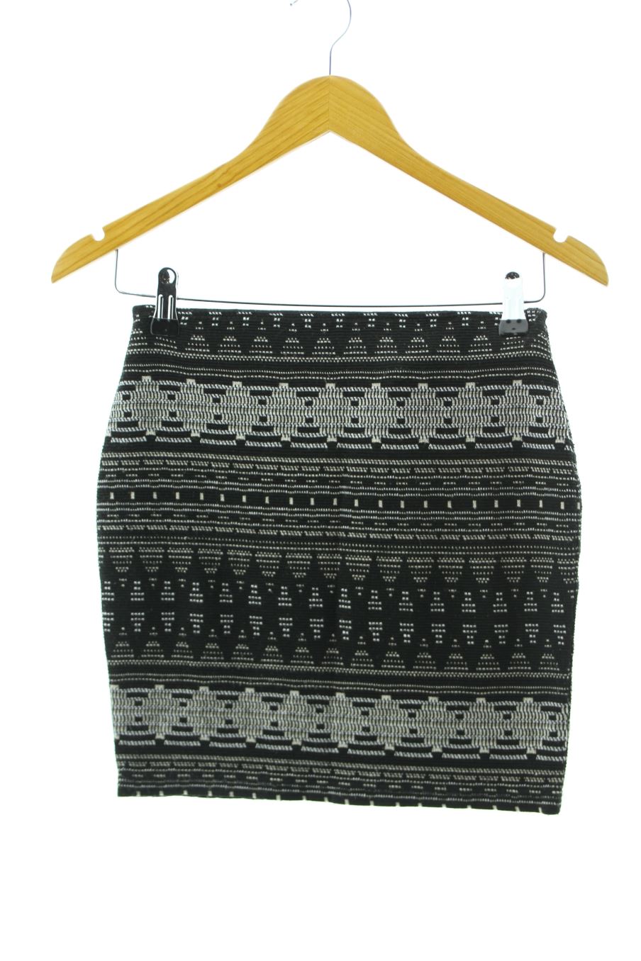 Jupe Camaieu de la taille 34, de couleur noir