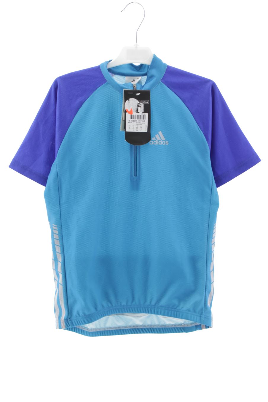 T-shirt Adidas de la taille 12 ans avec une étiquette