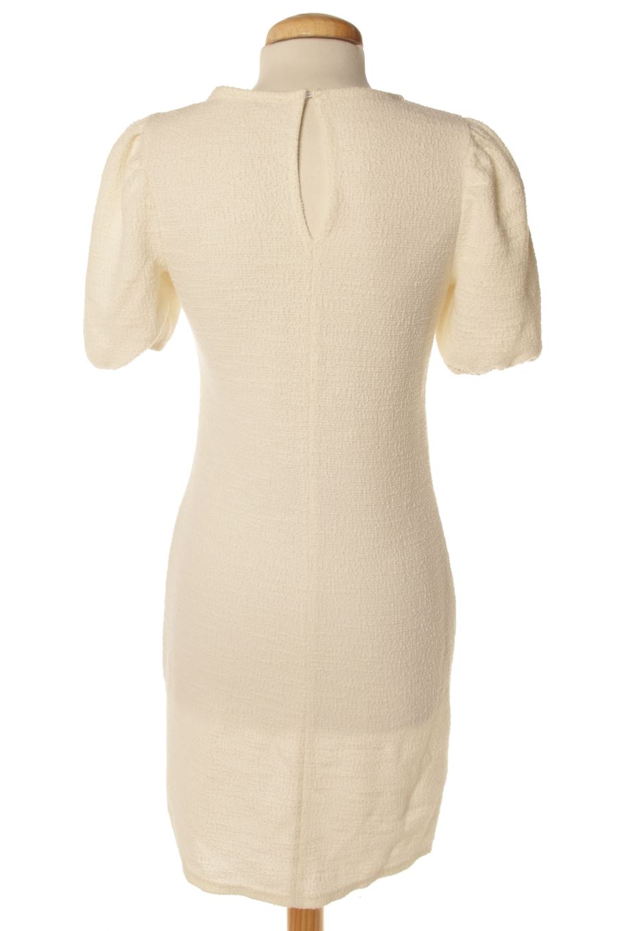 Robe casual Zara de la taille S, de couleur blanc