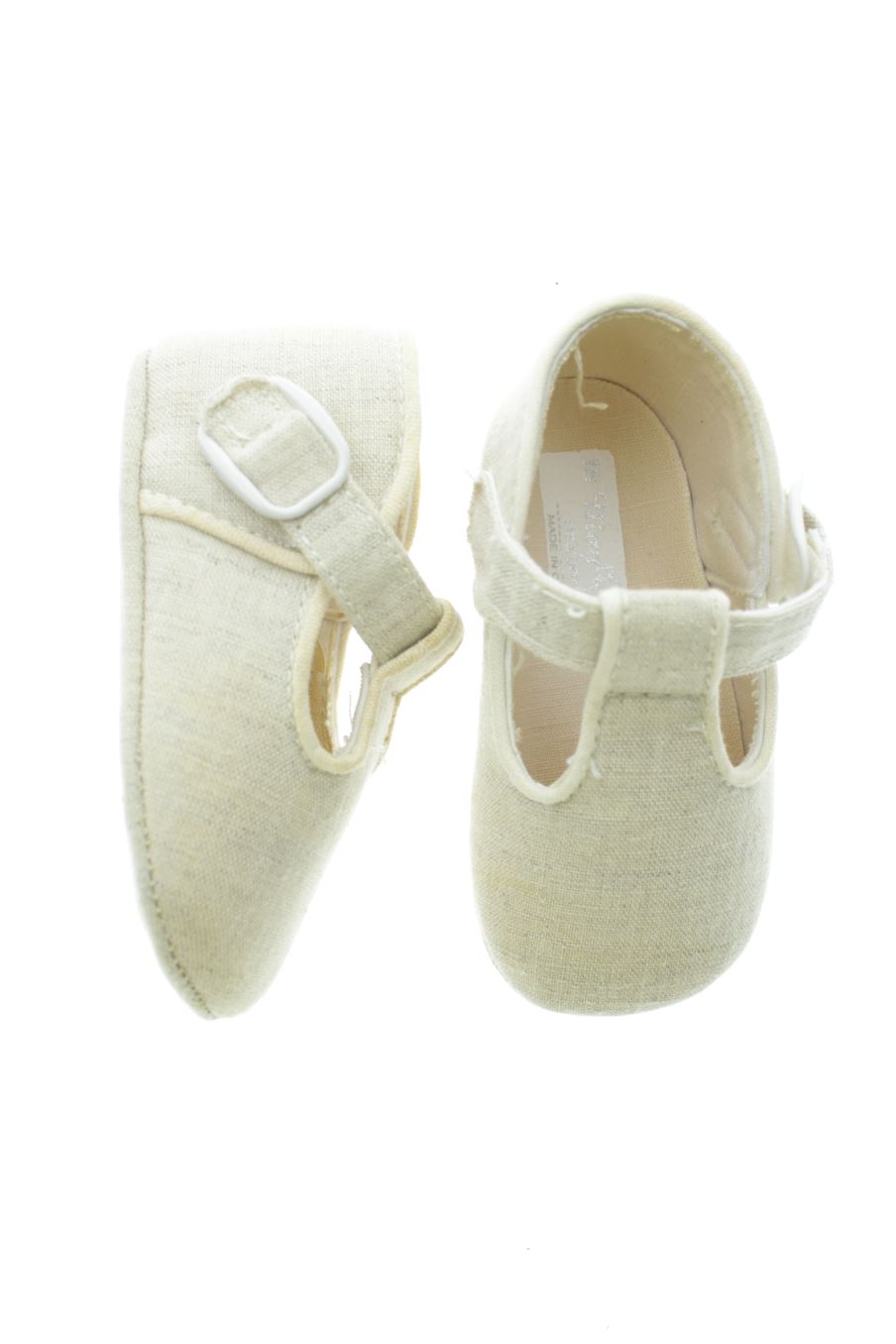 Zapato con suela blanda de Mayoral de la talla 18 con etiqueta