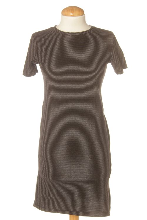 Einfaches Kleid
