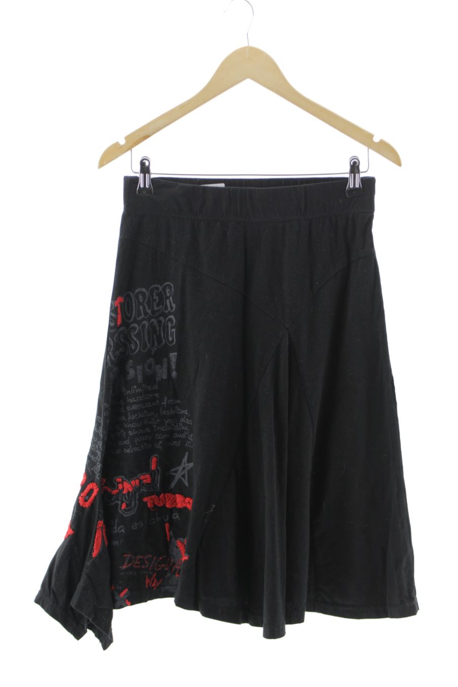 Jupe Desigual de la taille M, de couleur noir