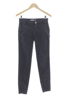 Jeans 34 Stradivarius, photo 1 sur 2