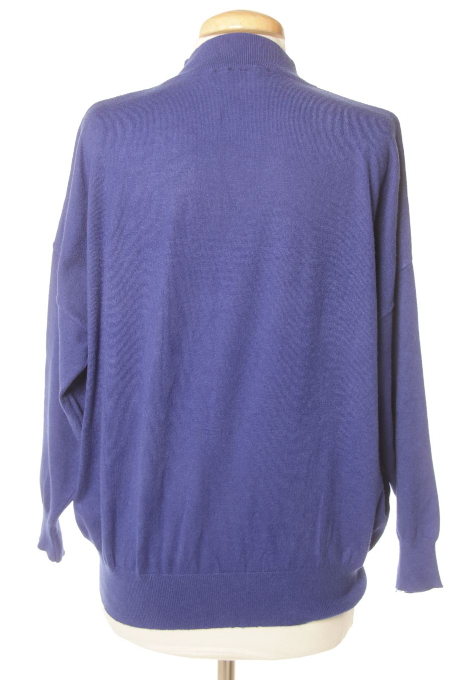 Pull New collection de la taille M, de couleur bleu