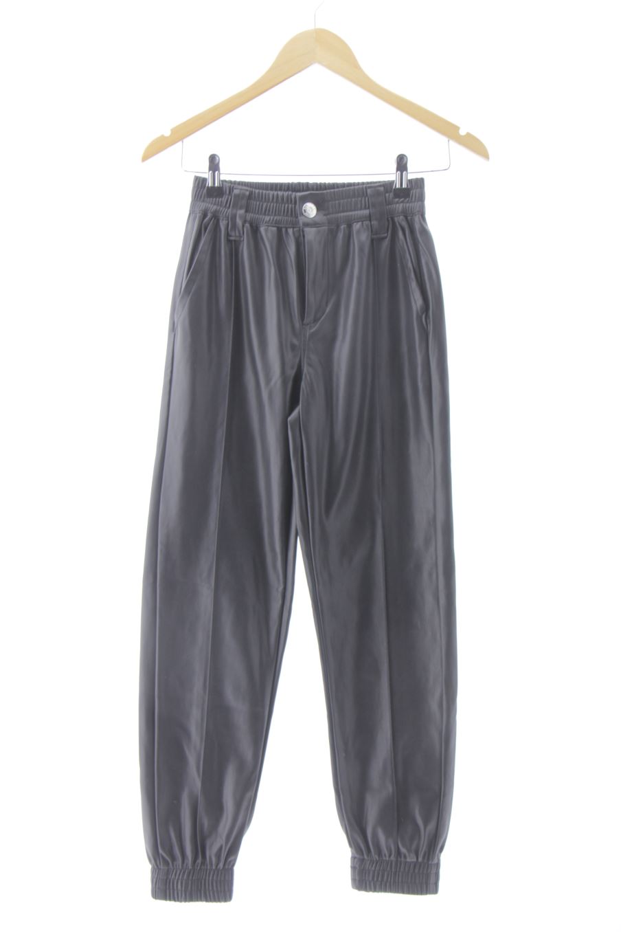 Pantalon Bershka de la taille XS, de couleur noir de synthétique