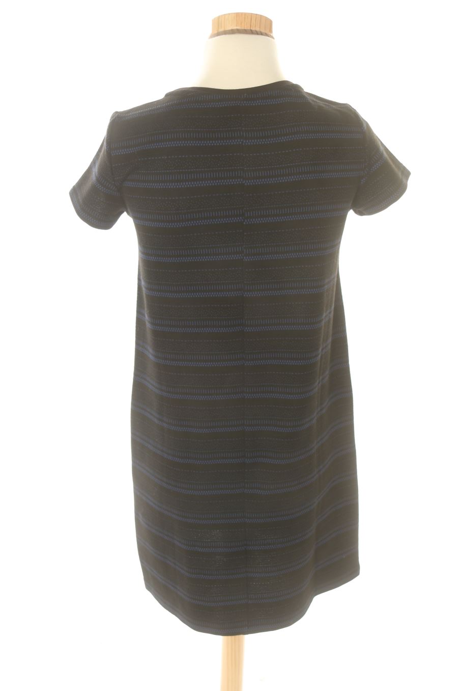 Robe casual Camaieu de la taille 36, de couleur noir