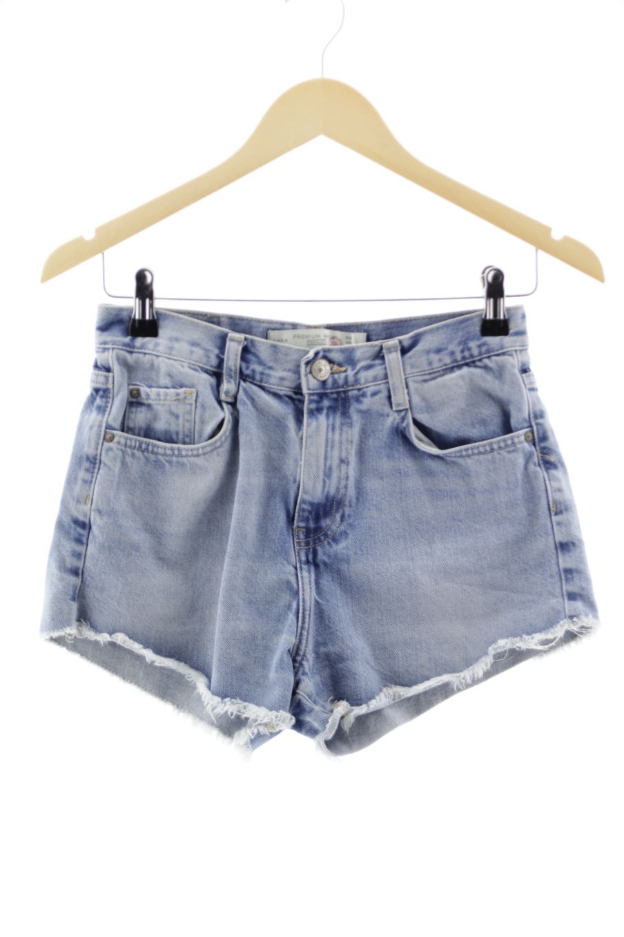 Shorts Zara de la taille 36, de couleur bleu de denim