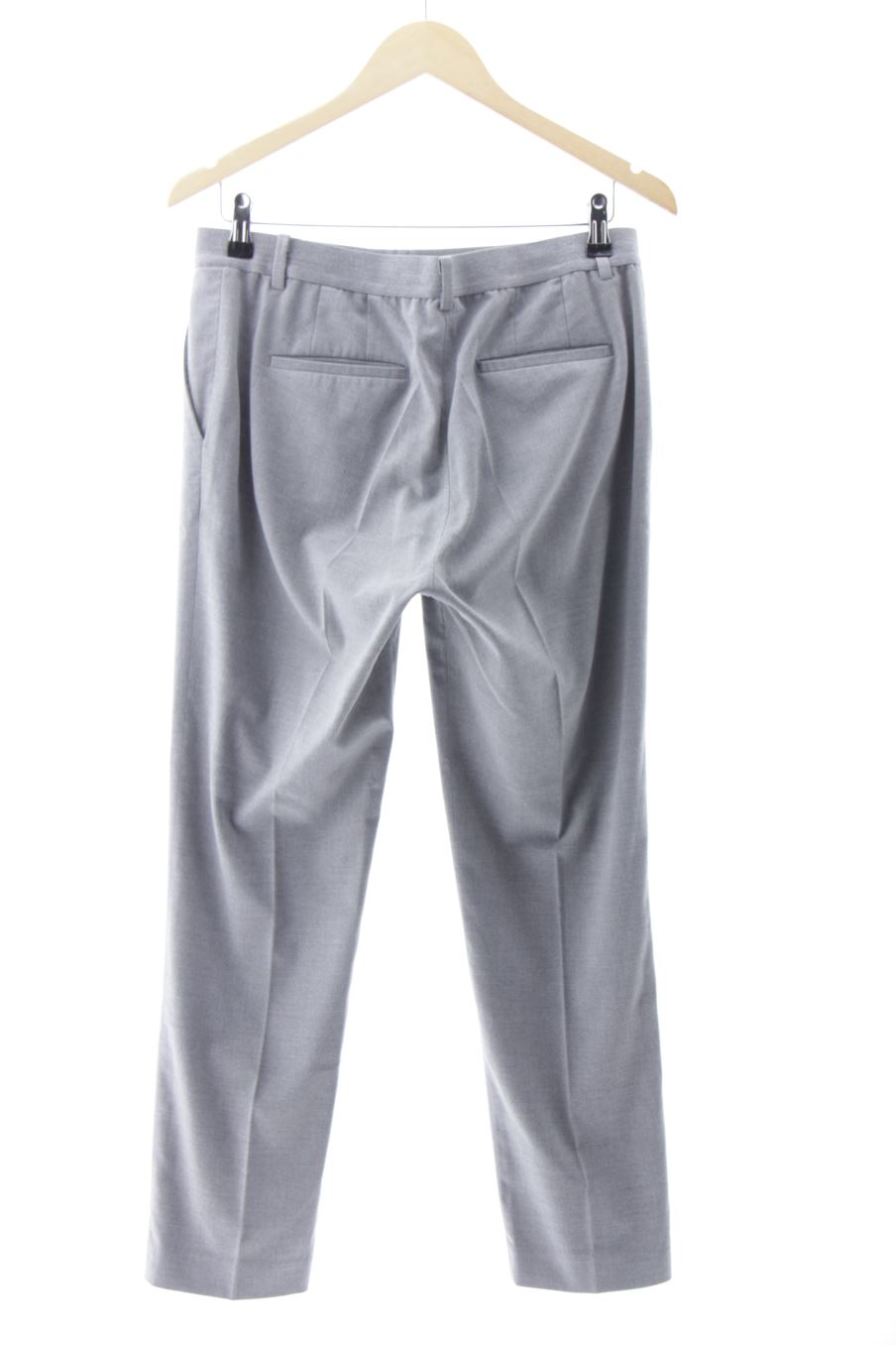 Pantalón de Uniqlo de la talla 38, de color gris