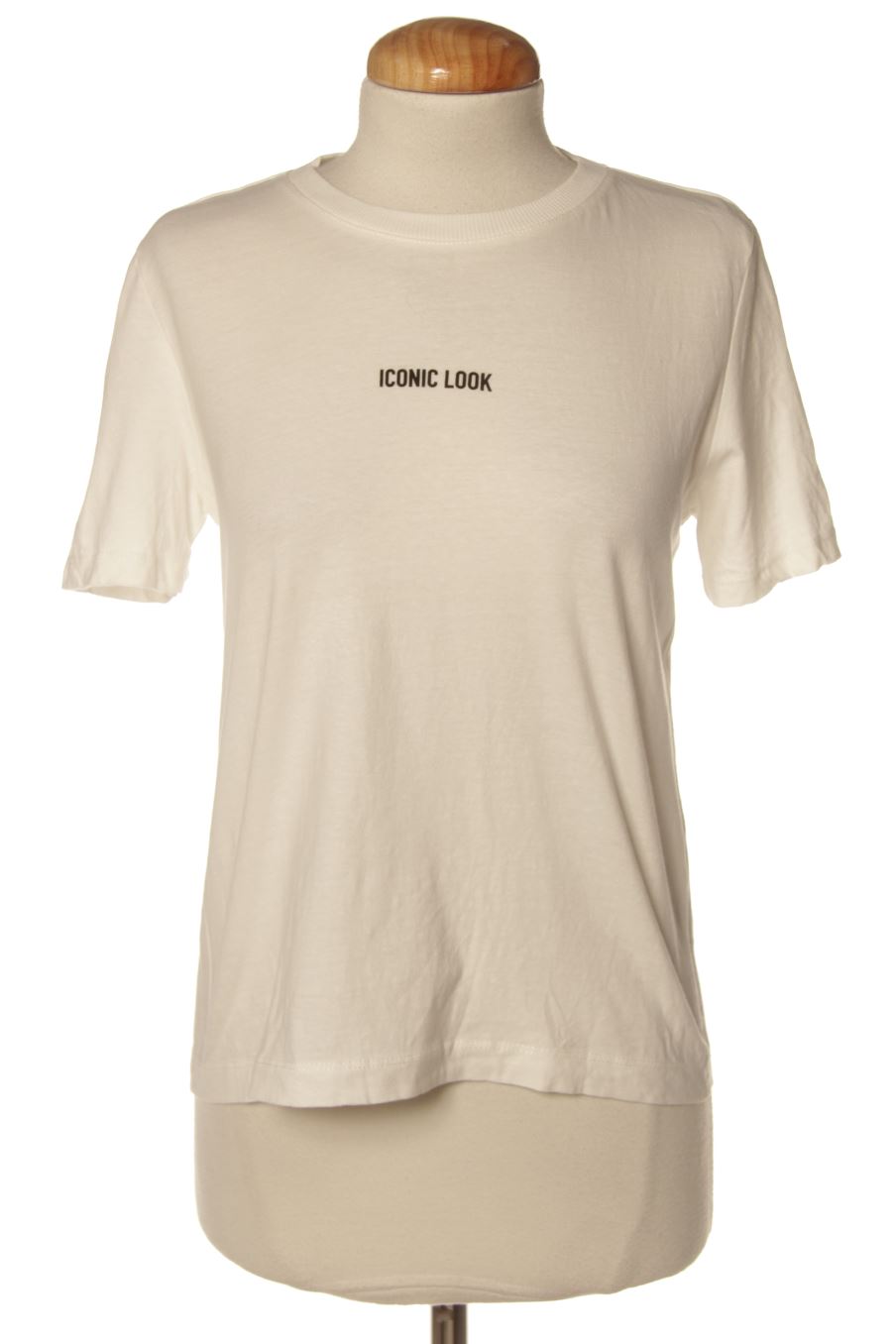 T-shirt Zara de la taille S, de couleur blanc