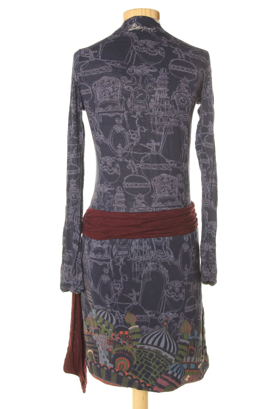 Robe casual Desigual de la taille M, de couleur pourpre