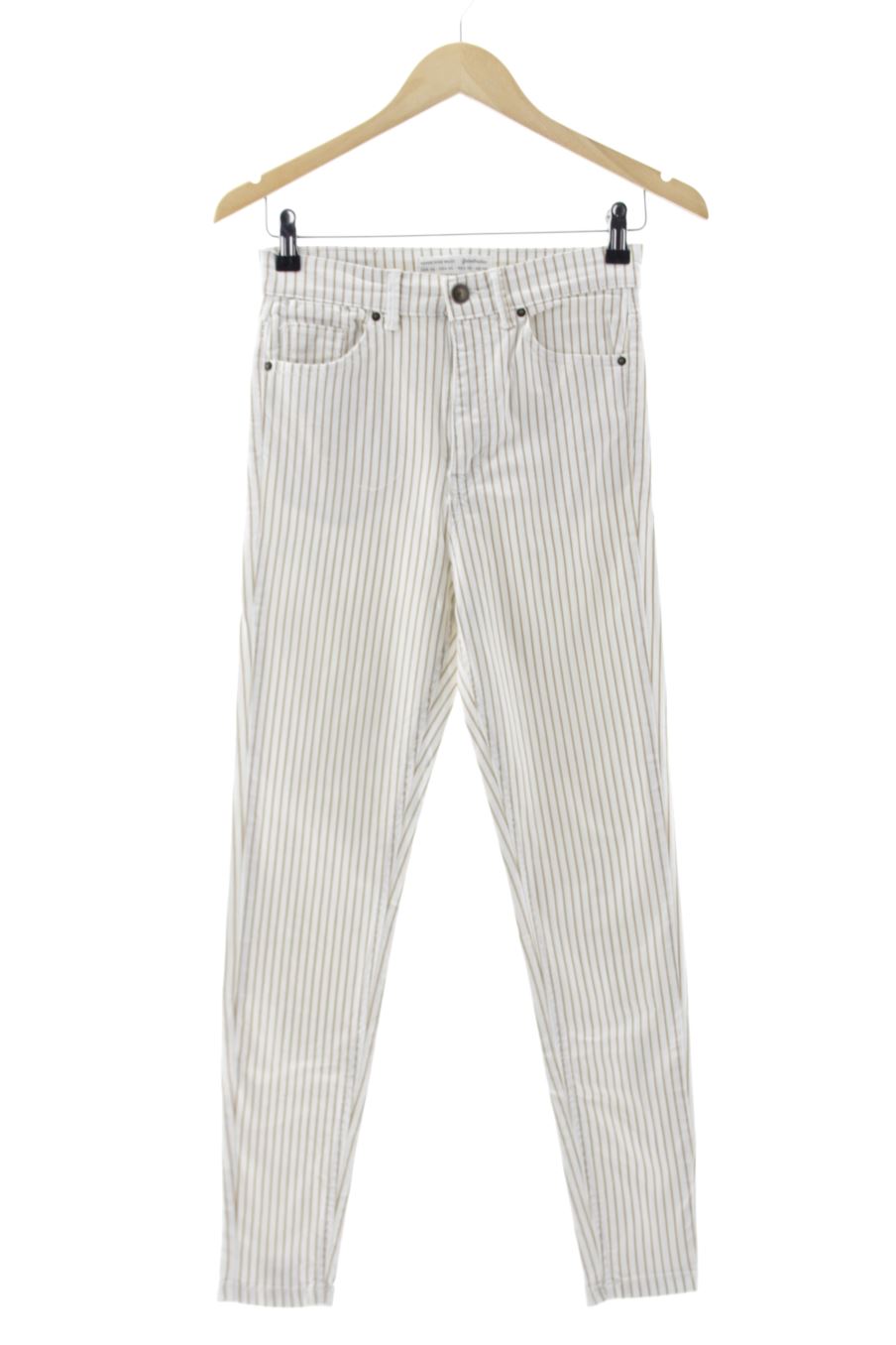 Jeans Stradivarius de la taille 36, de couleur rayures de denim
