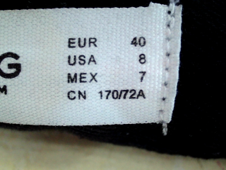 Vaquero de Mango de la talla 40, de color negro de ropa vaquera