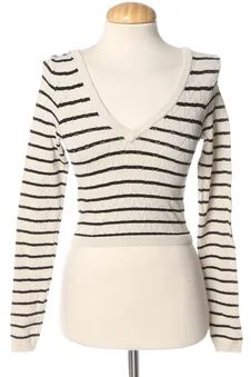 Pull S Bershka, photo 1 sur 2