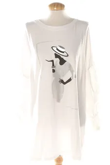 Camiseta XL New collection, foto 1 de 2