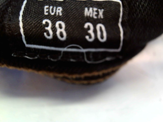 Jeans Pull & Bear de la taille 38, de couleur noir de denim