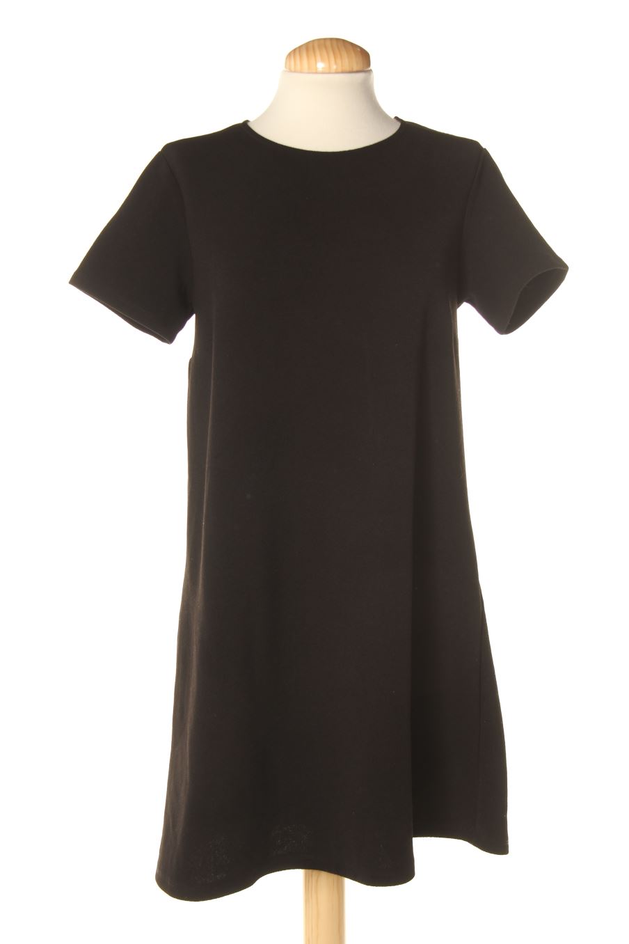Robe casual Stradivarius de la taille S, de couleur noir