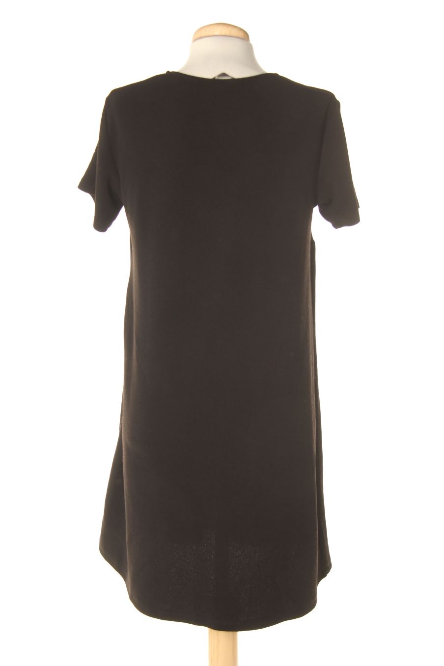 Robe casual Stradivarius de la taille S, de couleur noir