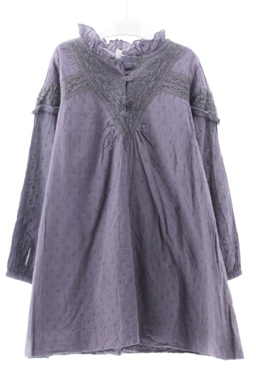 Aufwändiges Kleid