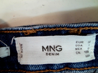 Vaquero de Mango de la talla 32, de color azul de ropa vaquera