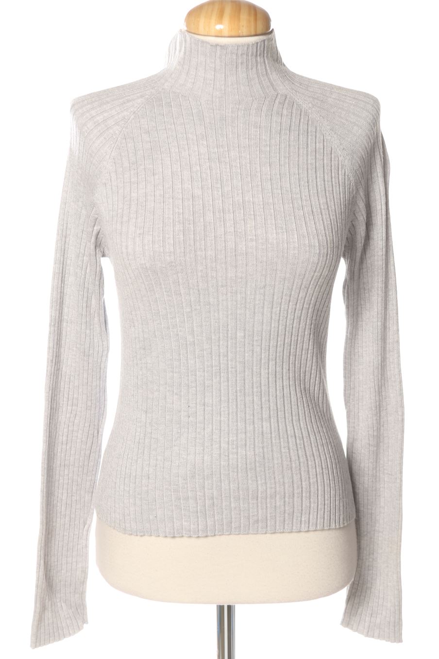 Jersey de Stradivarius de la talla XL, de color gris