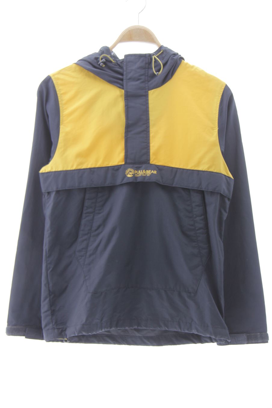 Chubasquero de Pull & Bear de la talla XS