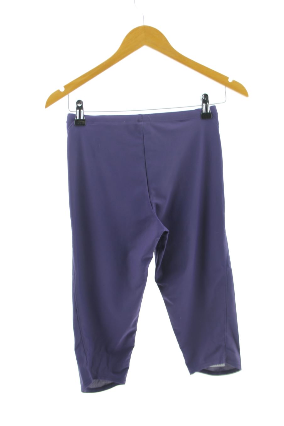 Pantalones cortos de deporte de Kalenji (DECATHLON) de la talla 32, de color morado
