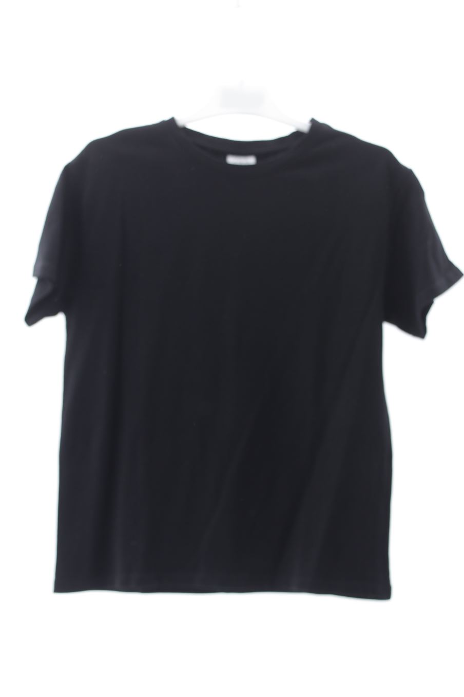 T-shirt Zara de la taille 9 ans de seconde main