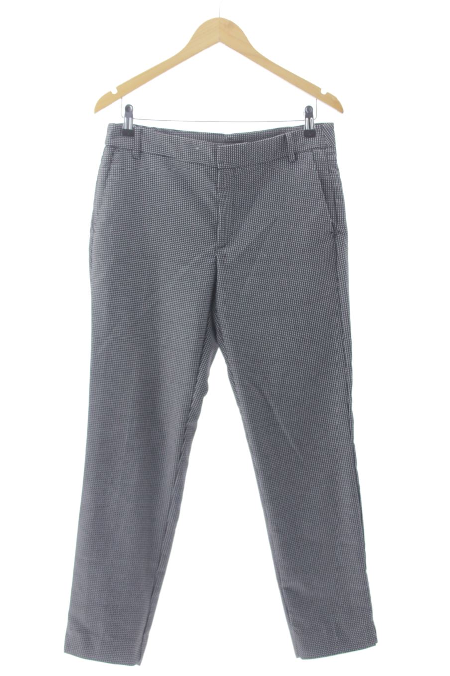 Pantalon Zara de la taille 38, de couleur noir