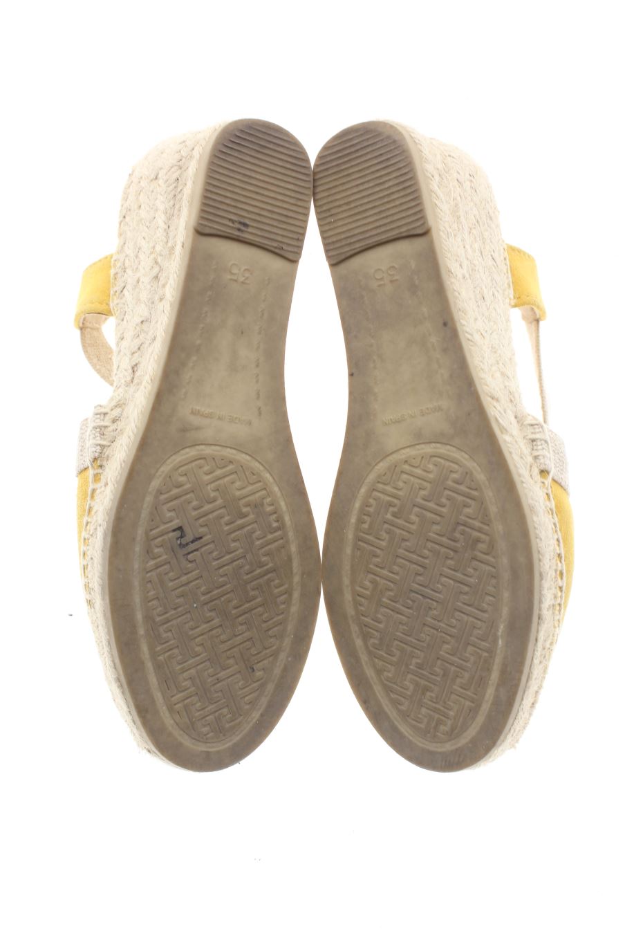 Sandalias tacon de Toni Pons de la talla 35, de color mostaza de