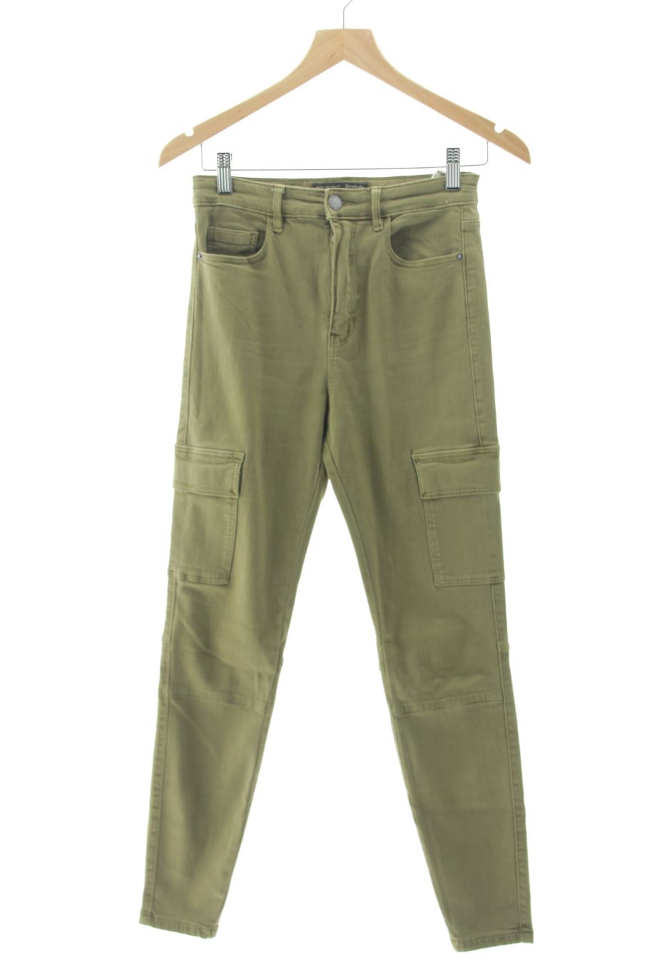 Vaquero de Stradivarius de la talla 36, de color verde