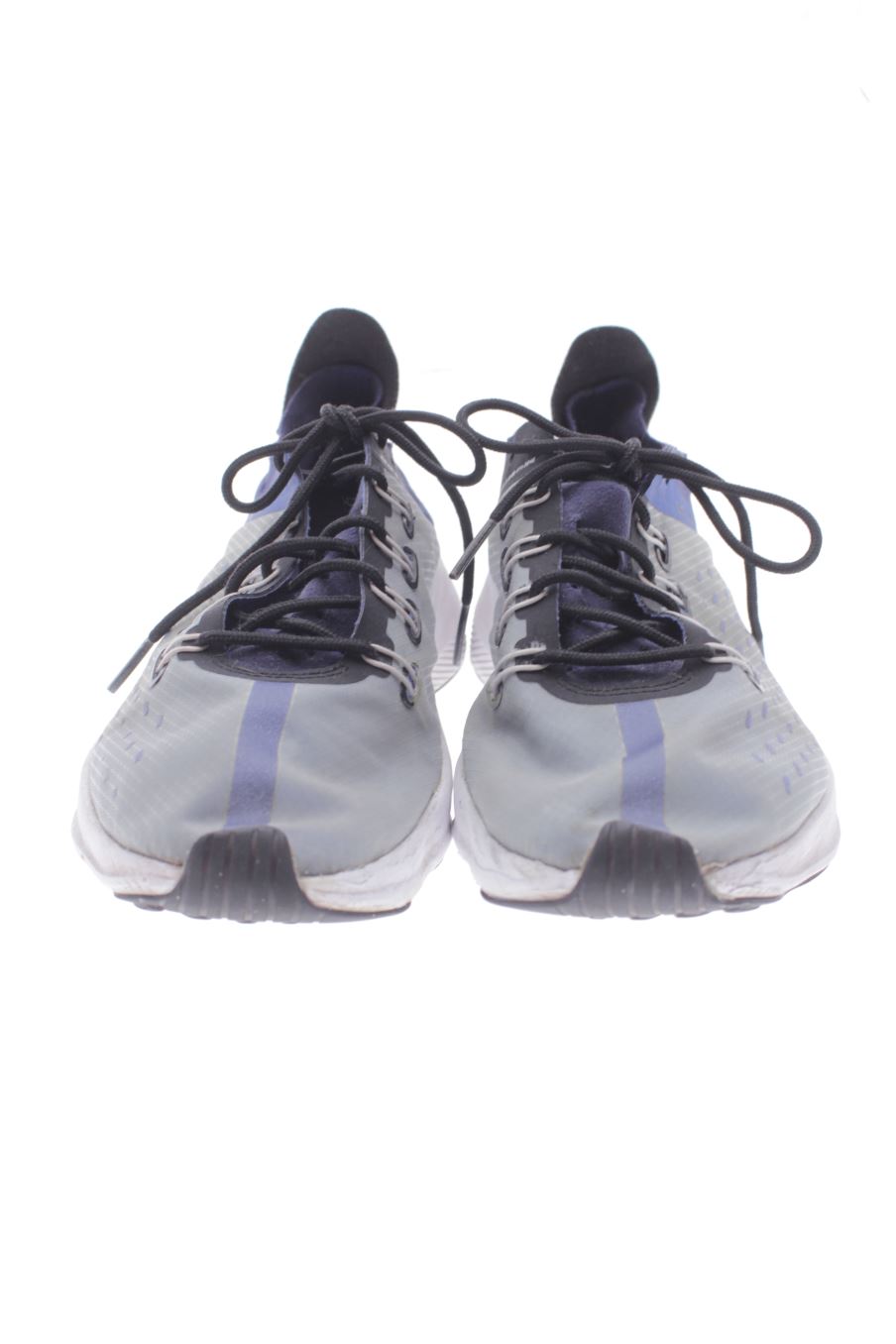 Deportivos de Nike de la talla 40, de color gris de
