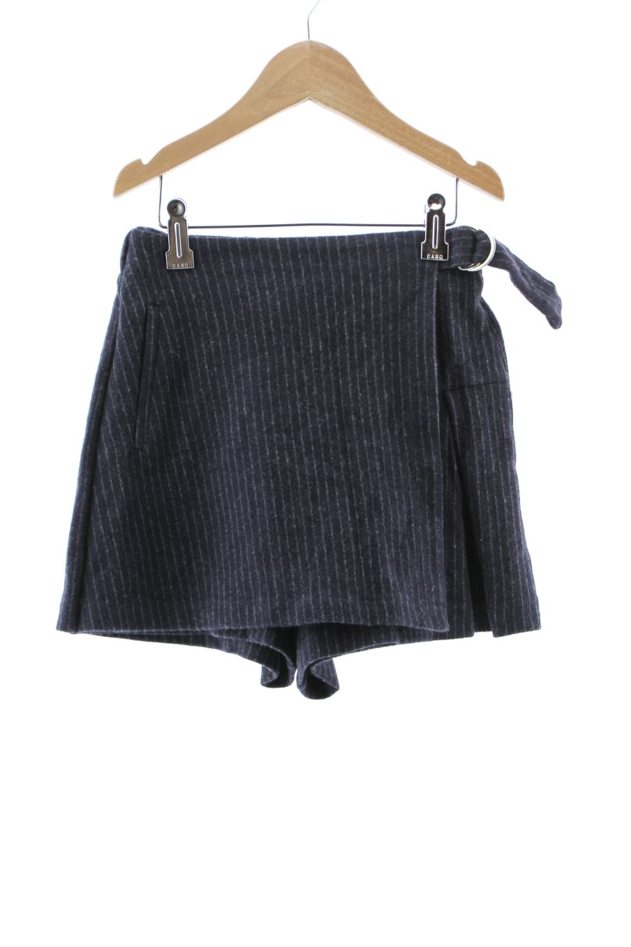 Pantalon corto de Zara de la talla 10 años de segunda mano