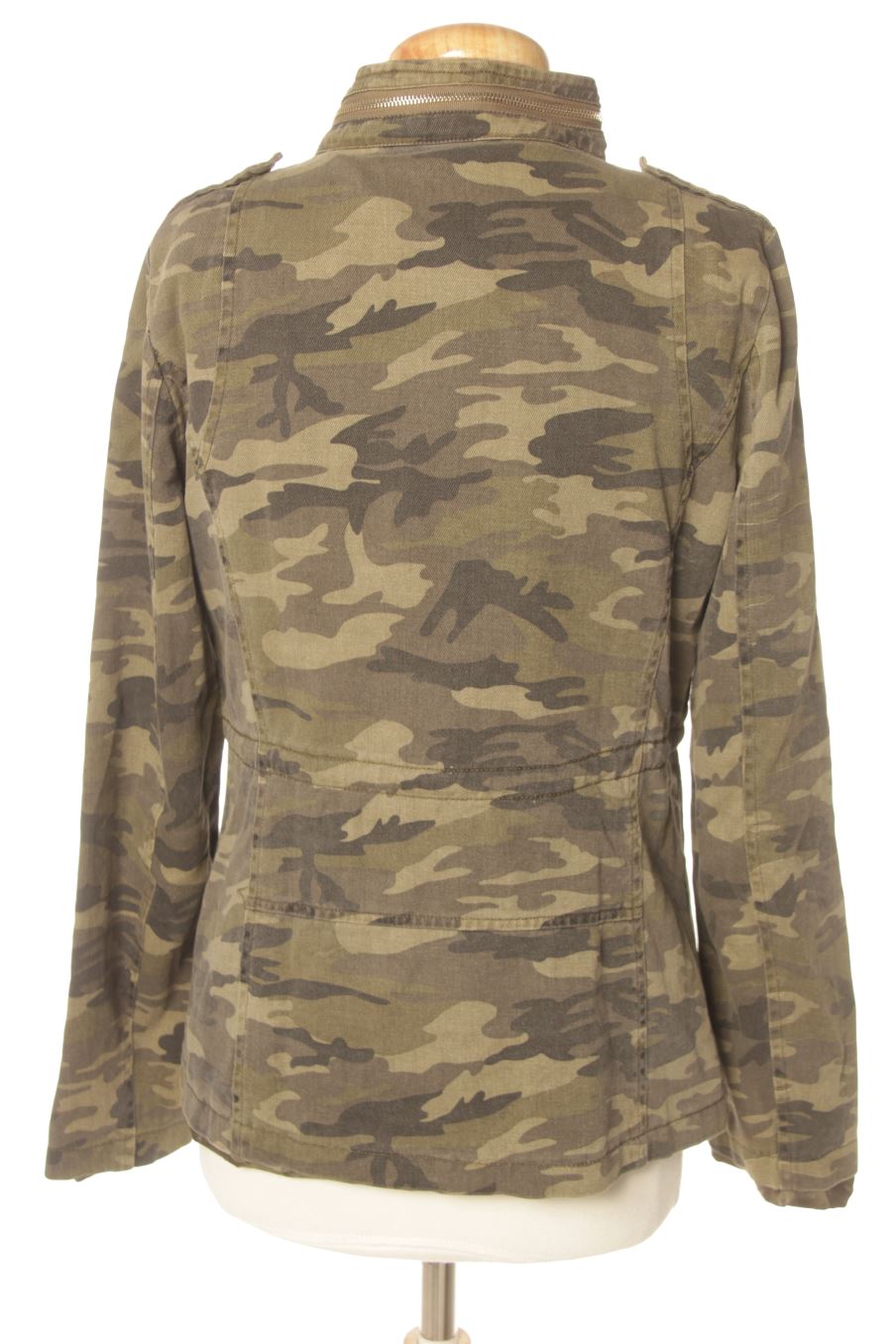 Cazadora de Osley de la talla 38, de color verde de ropa vaquera