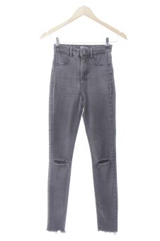 Jeans 34 Zara, photo 1 sur 2