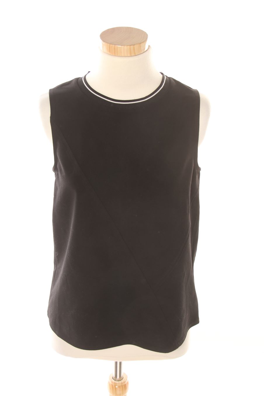Aufwändiges Top von Mango Größe XS, Farbe Schwarz, für