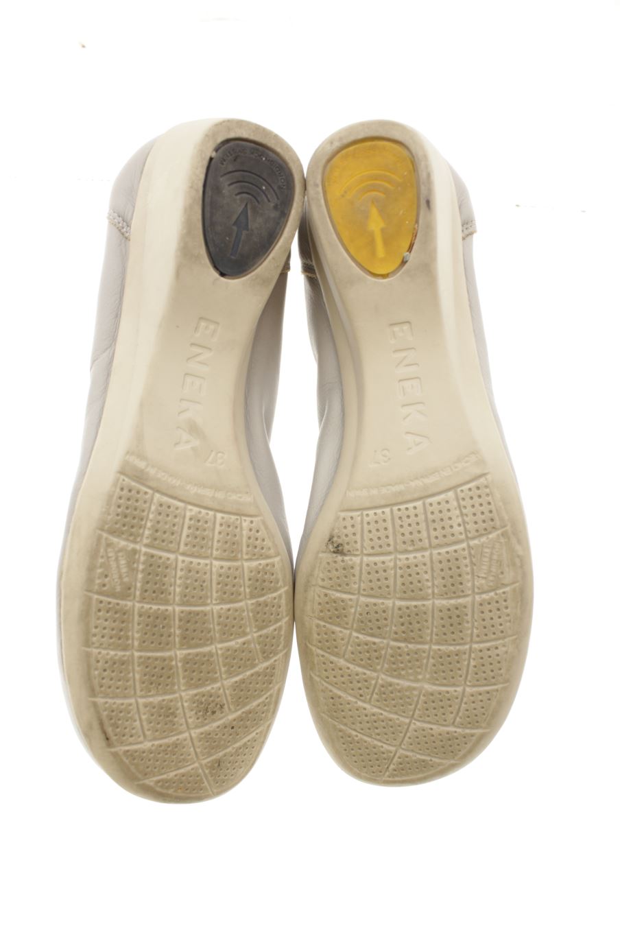 Zapatos de tacon de ENEKA de la talla 37, de color gris de