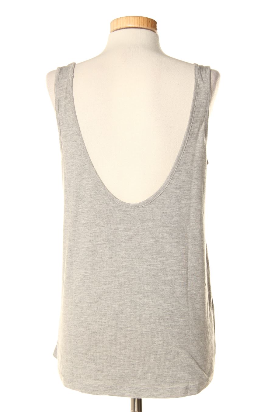 Camiseta sin mangas de El Corte Ingles de la talla M, de color gris