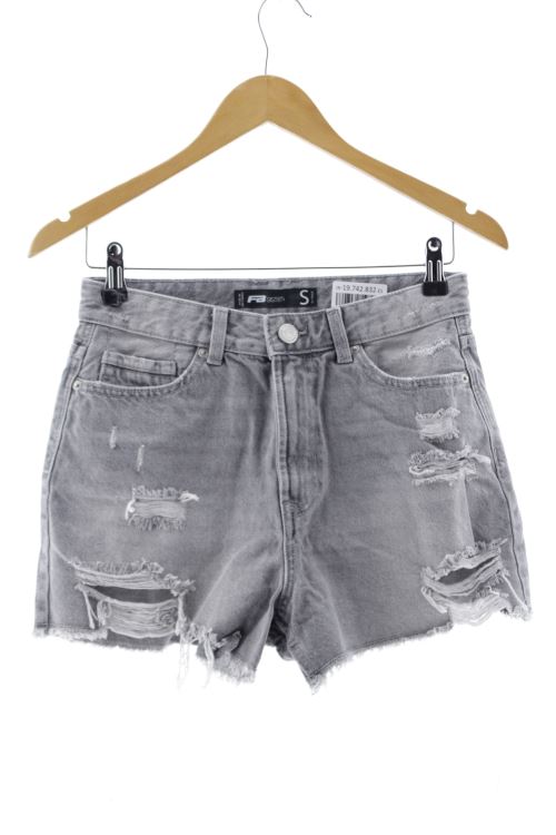 Pantaloni corti