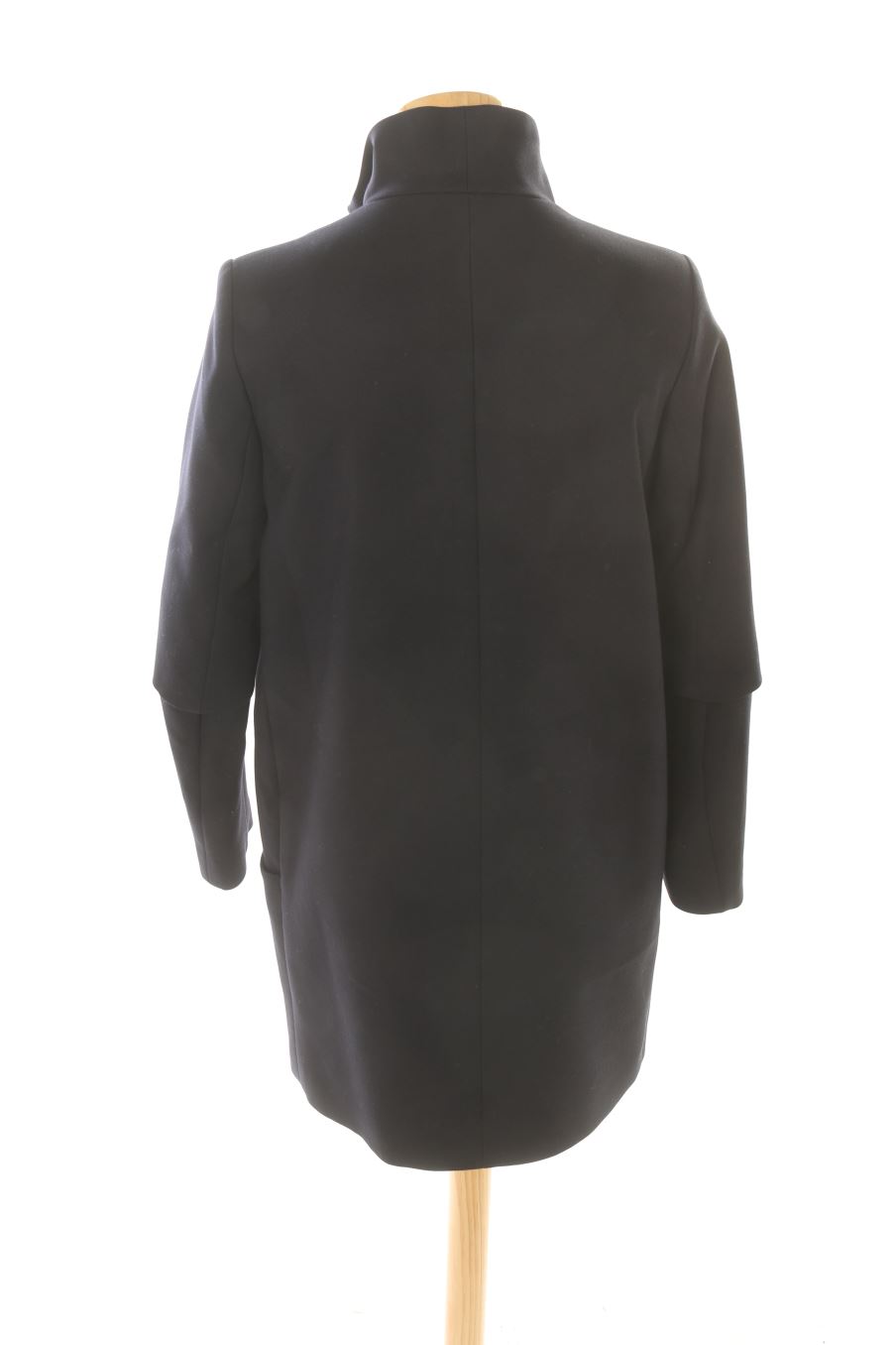 Abrigo de Zara de la talla XS, de color azul marino