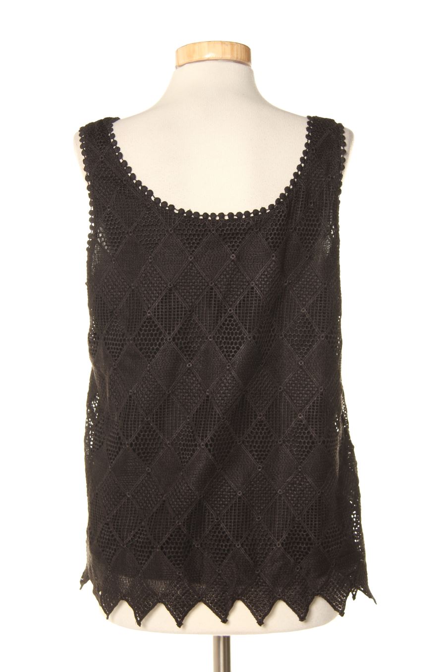 Top Yerse de la taille M, de couleur noir
