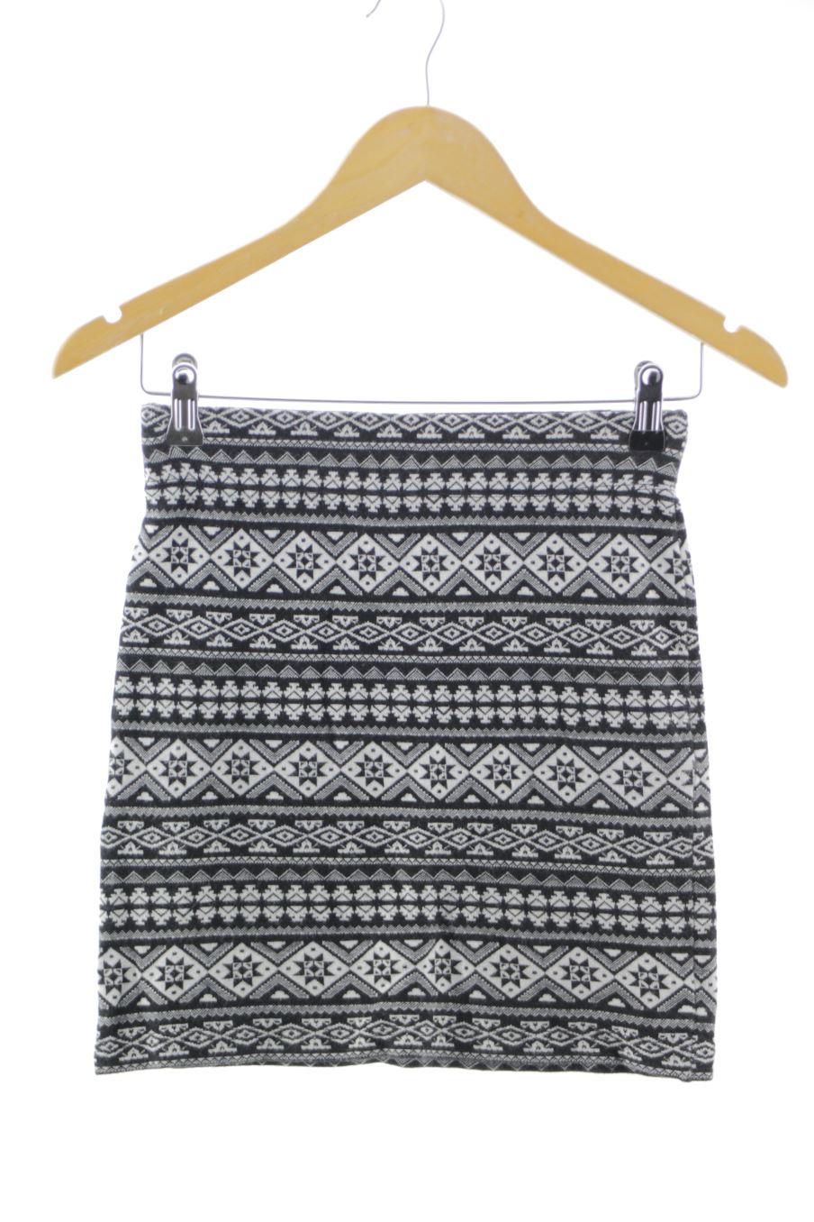 Falda de Only de la talla S, de color negro
