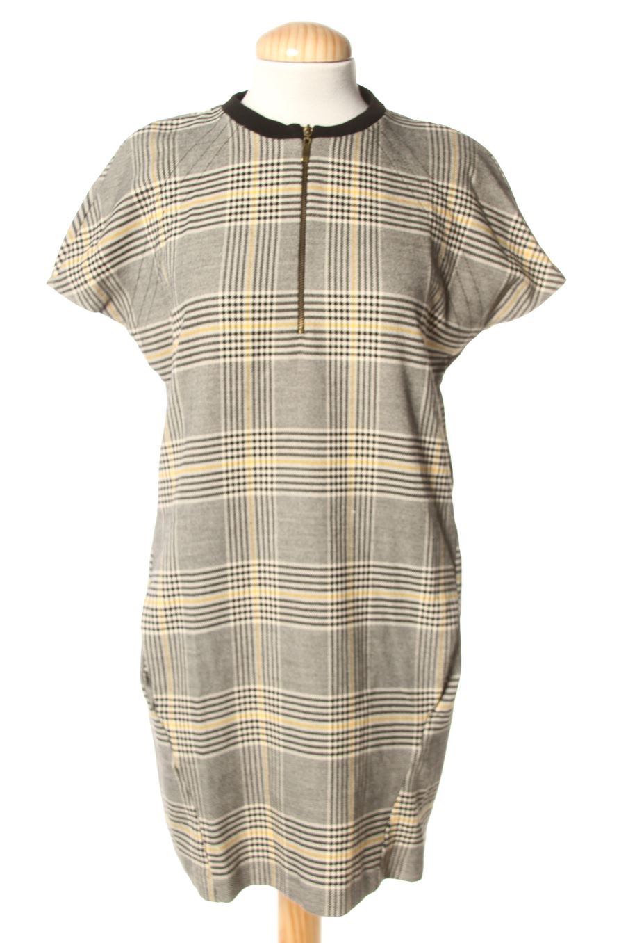 Vestido casual de Trf (ZARA) de la talla XS, de color cuadros