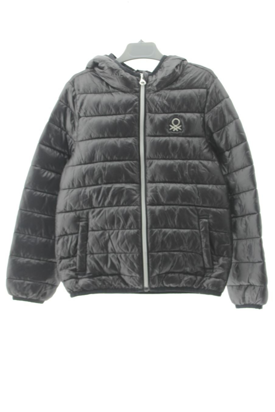 Cazadora de Benetton de la talla 7 años de segunda mano