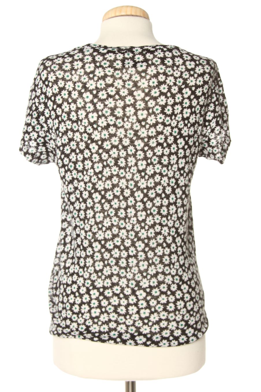 T-shirt Monoprix de la taille S, de couleur fleurs