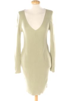 Vestido casual L Stradivarius, foto 1 de 2
