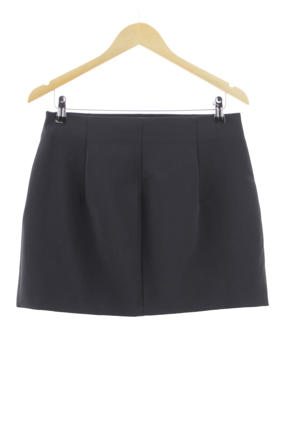 Faldas de Zara de la talla L, de color negro