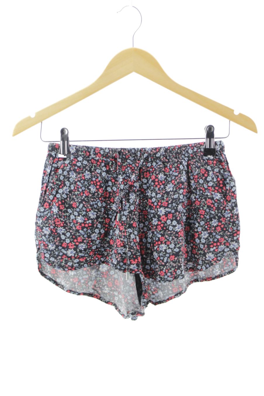 Pantaloni corti de H&M de la talla 36, de color fiori