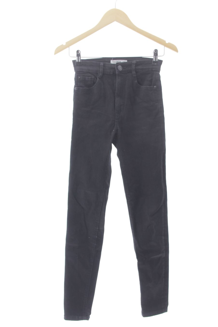 Vaquero de Pull & Bear de la talla 34, de color negro de ropa vaquera
